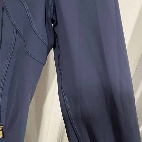 Lululemon define jacket *Nulu* in color shade/gold - Picture 10 of 16